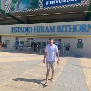 Meet your Posher, Joel